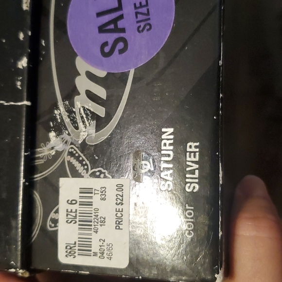 Shoes - Picture 5 of 5